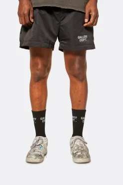 CLEAN BLACK SOCKS