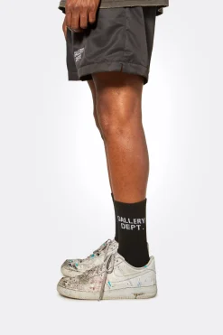 CLEAN BLACK SOCKS