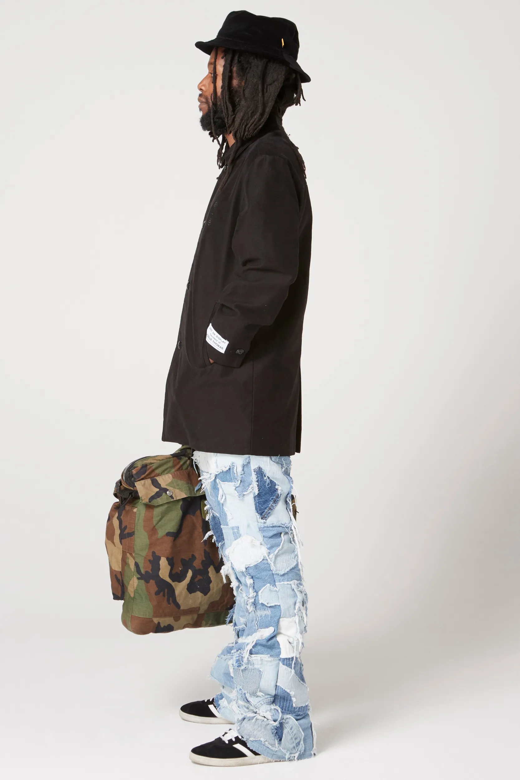 RAZOR JACKET