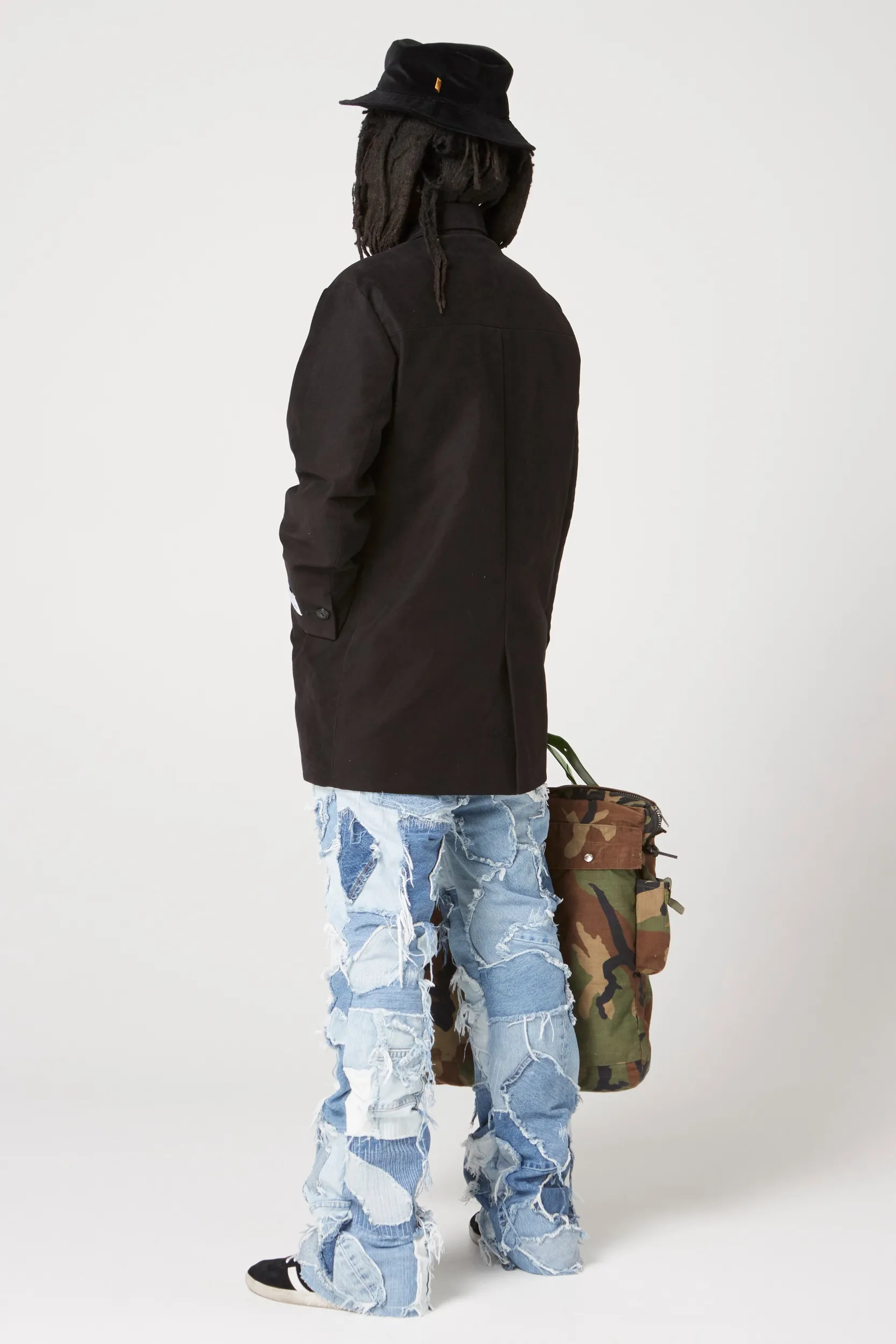 RAZOR JACKET