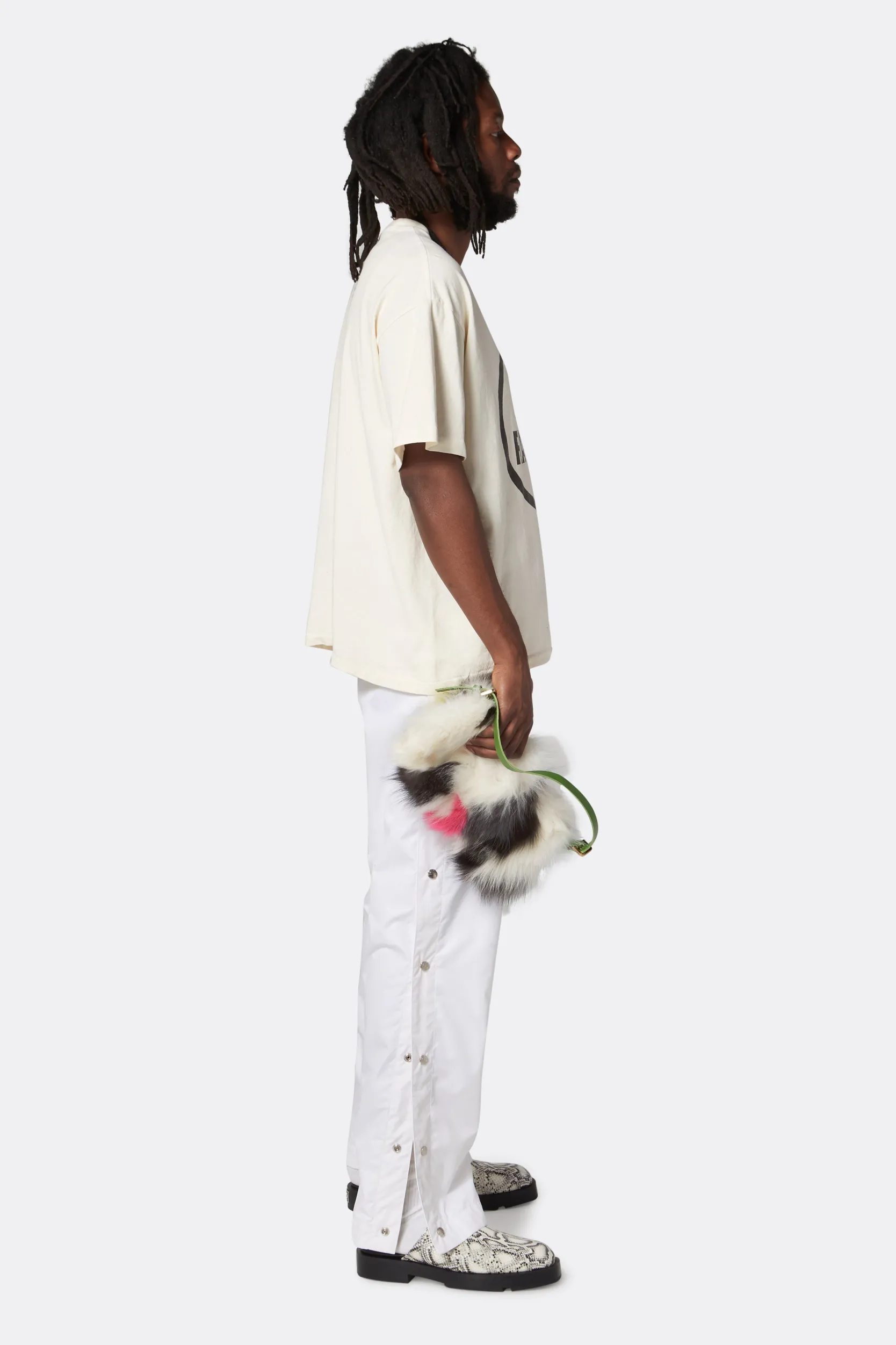 STOP BEING RACIST TEE
